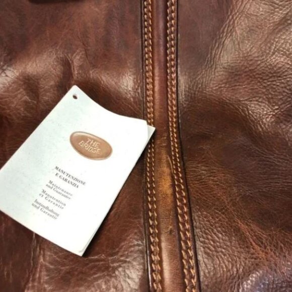 THE BRIDGE Italian Leather Large Buckle Travel bag Brown with Gold Hardware - Picture 10 of 14